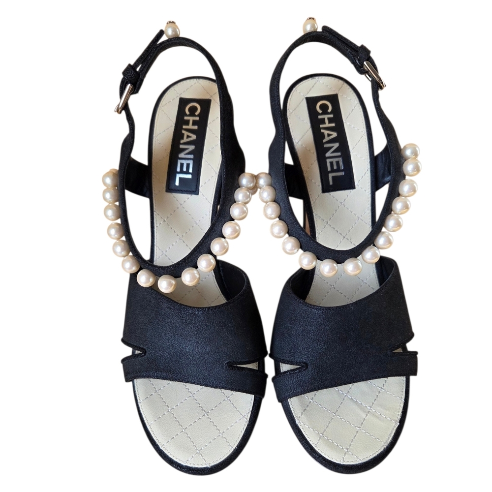 Chanel CC Logo Pearl Embellished Black Suede Slingback Heels EU 40 G29835 - Picture 4 of 13